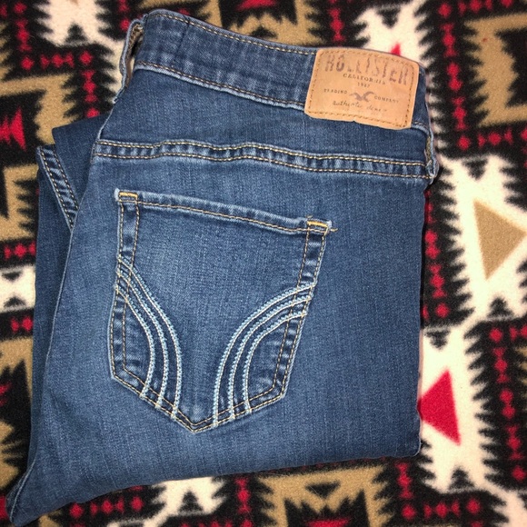 Hollister Jeans - Picture 1 of 3